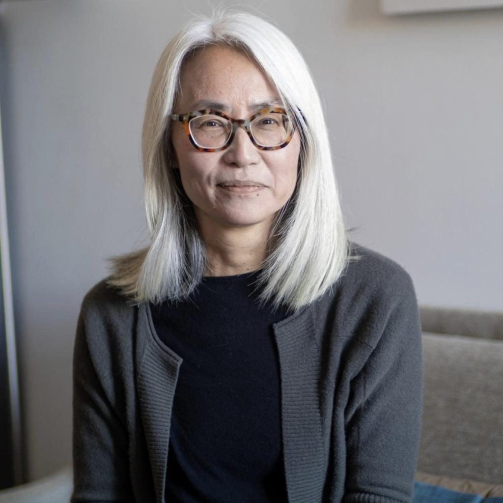 Jo Park Shows How Observation Becomes A Way of Seeing Ourselves